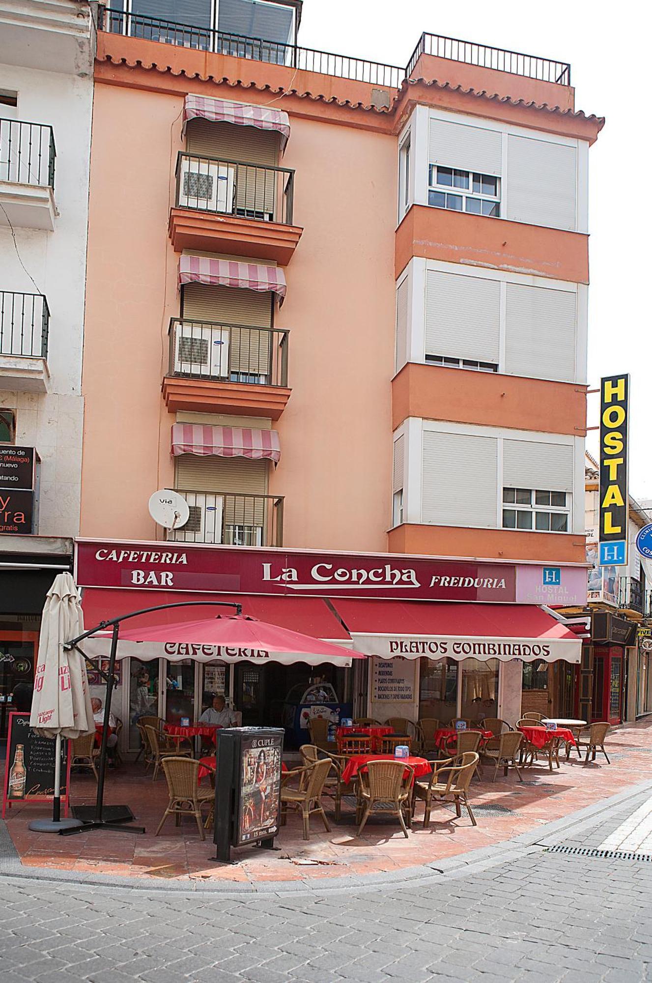 Hostal San Miguel By Croma Estepona Kültér fotó